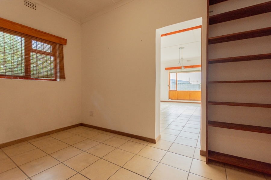 To Let 4 Bedroom Property for Rent in Dwarskersbos Western Cape